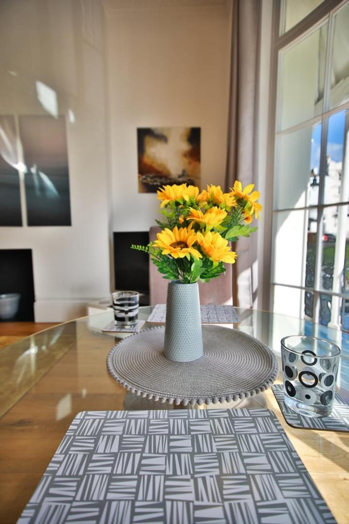 40B Wellington Suites Hastings Luaran gambar